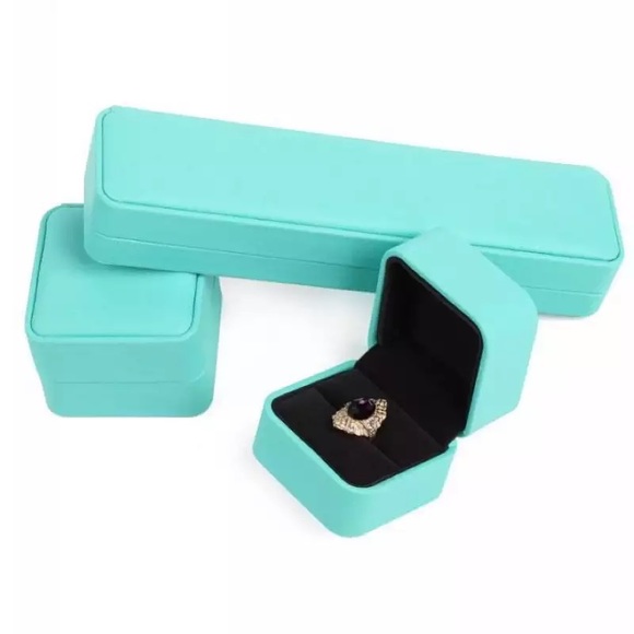 Teal FA Leather Silver Line Diamont Ring Box - Picture 6 of 17